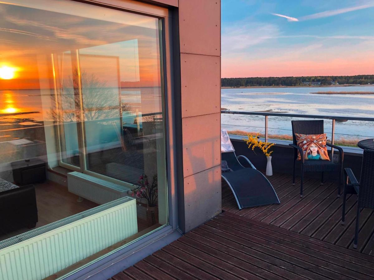 Sunset Dream Apartment With A Panoramic Seaview Haapsalu Exterior foto